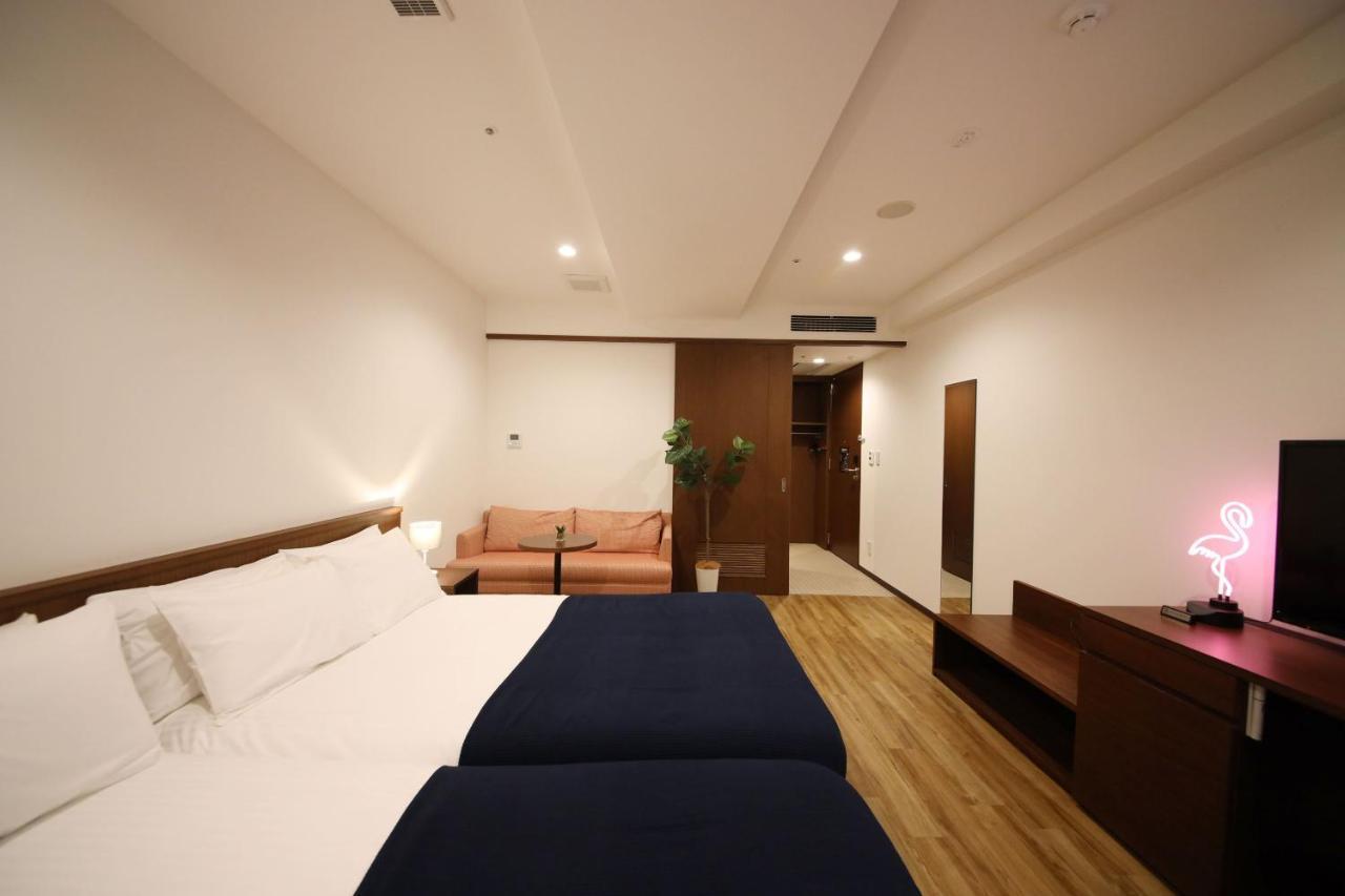 Zonk Hakata 4*